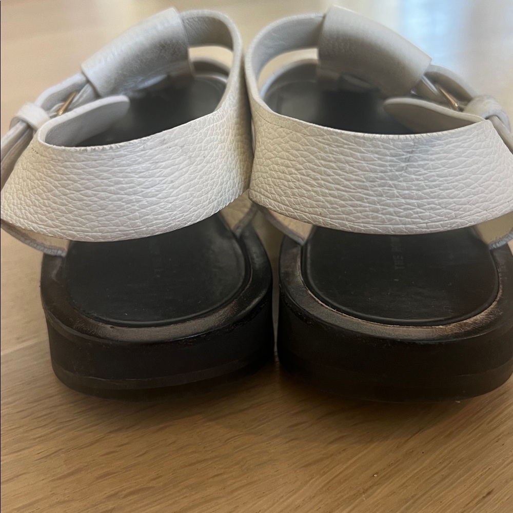 The Row fisherman white sandals 37.5 Preowned - Picture 5 of 7